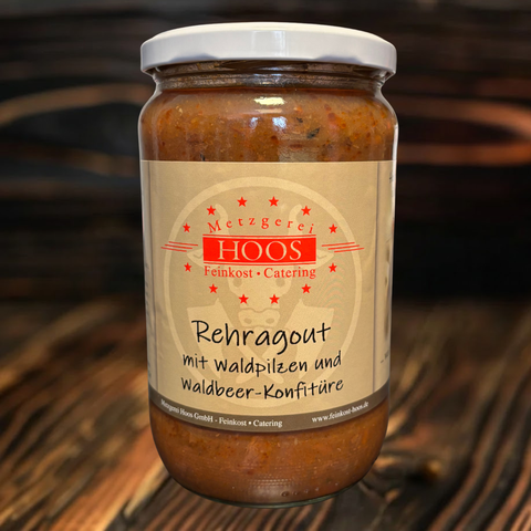 Rehragout mit Waldpilzen und Waldbeer-Konfitüre